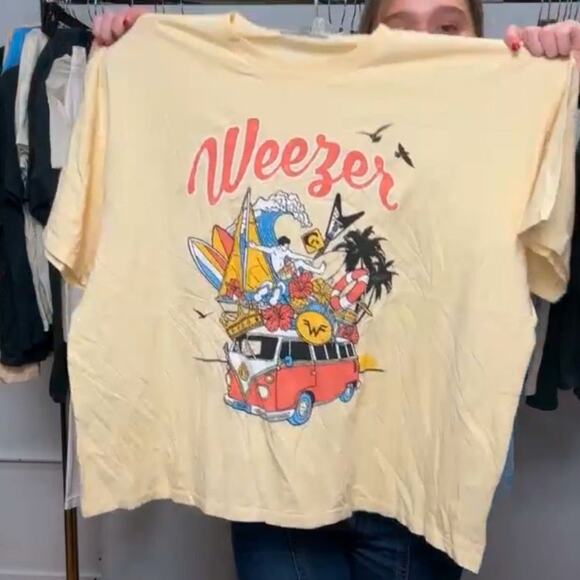 DAYDREAMER Weezer Collage Onesize (OS) Tee New with Tag MSRP $84 SOO - Picture 15 of 16